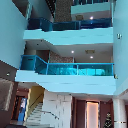 D'Merlion Hotel Pembunuh Exterior photo