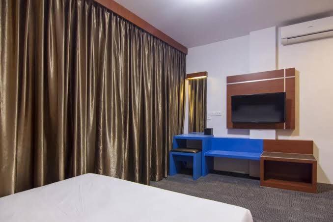 D'Merlion Hotel Pembunuh Exterior photo