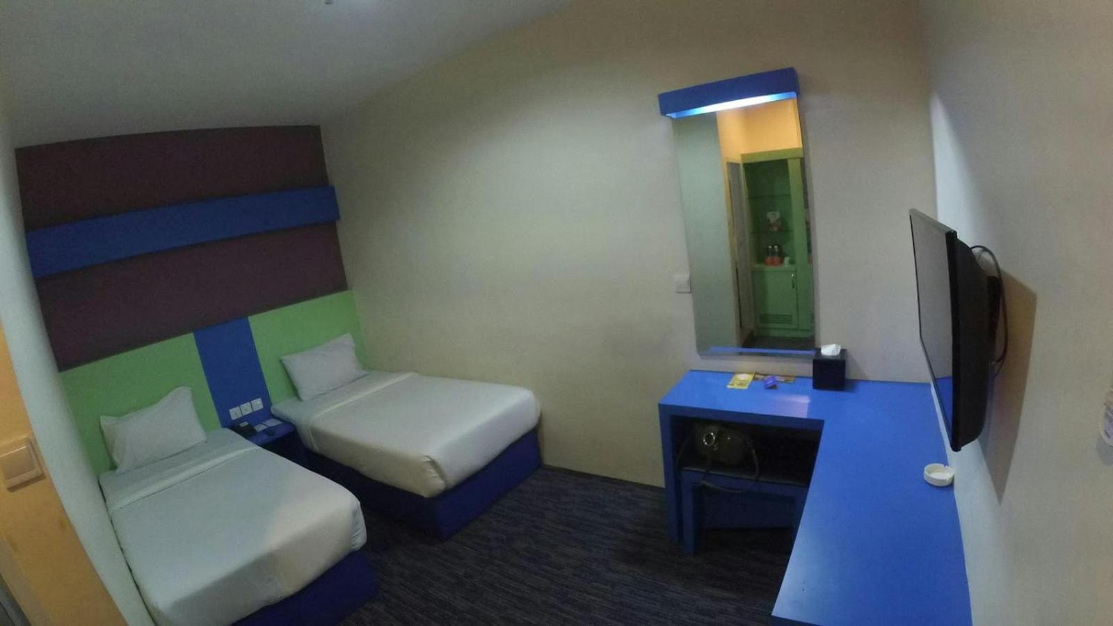 D'Merlion Hotel Pembunuh Exterior photo