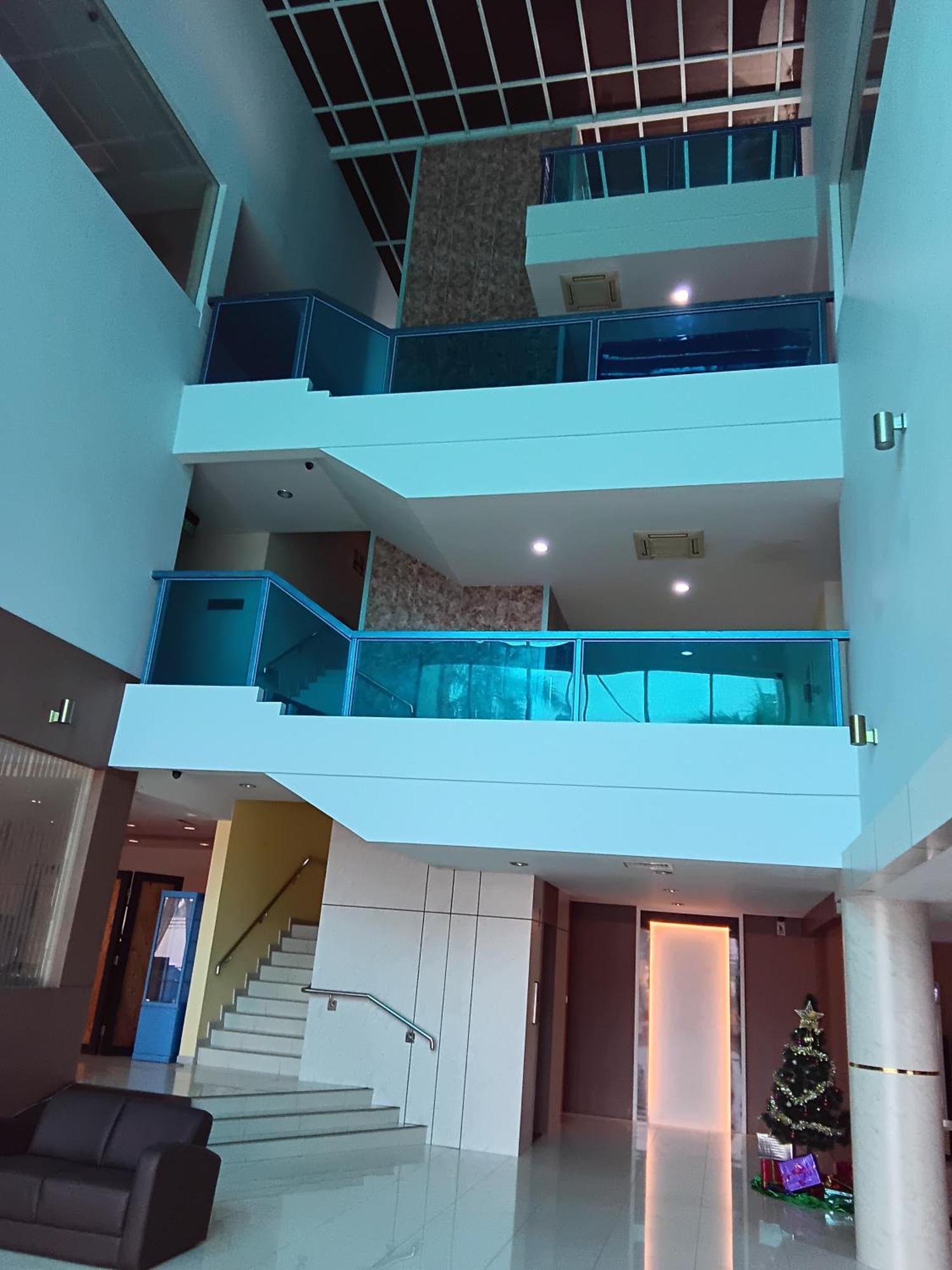 D'Merlion Hotel Pembunuh Exterior photo